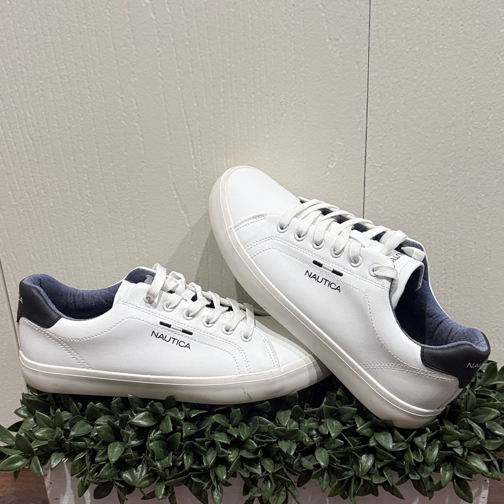 Nautica Men's White and Navy Sneakers Lined in Denim Size 9.5